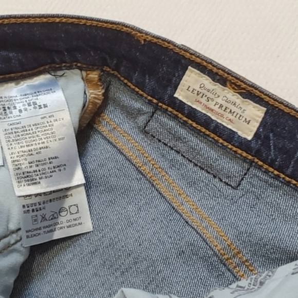 Levi's Premium 501 Button Fly High Rise Jeans - Picture 10 of 12